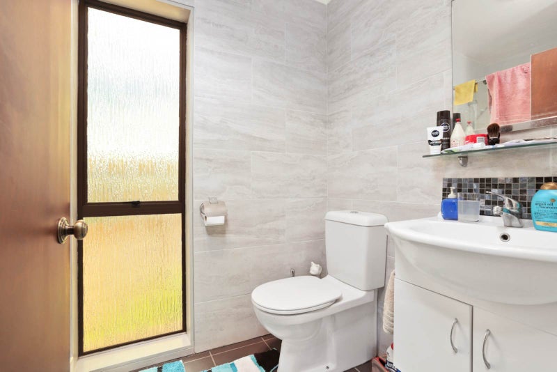 14 Deanna Drive, West Harbour, Auckland - Carousel 25