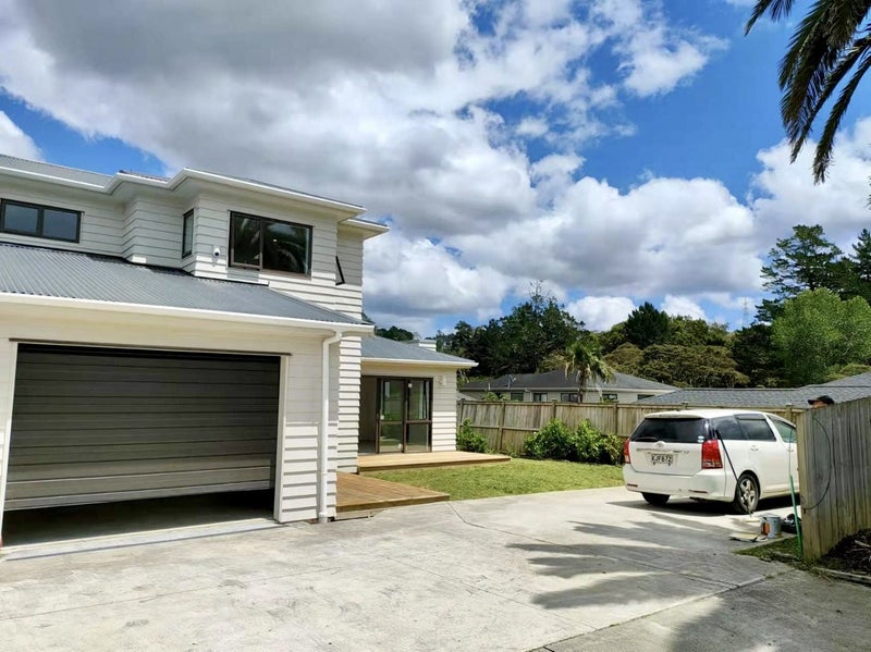 12 The Avenue, Albany, Auckland - Carousel 1