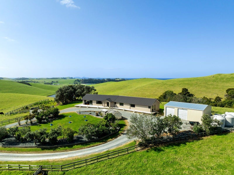 55 Harambee Road, Onerahi - Carousel 1