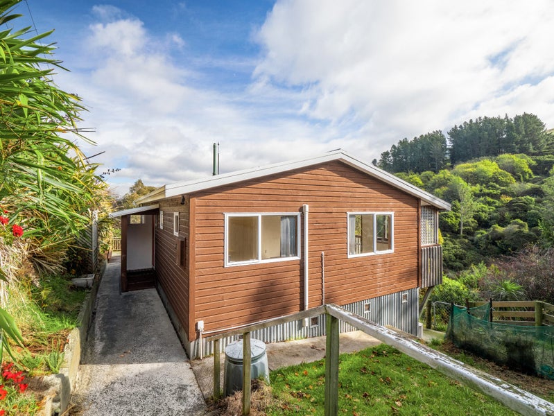 521 North Road, Normanby, Dunedin - Carousel 1