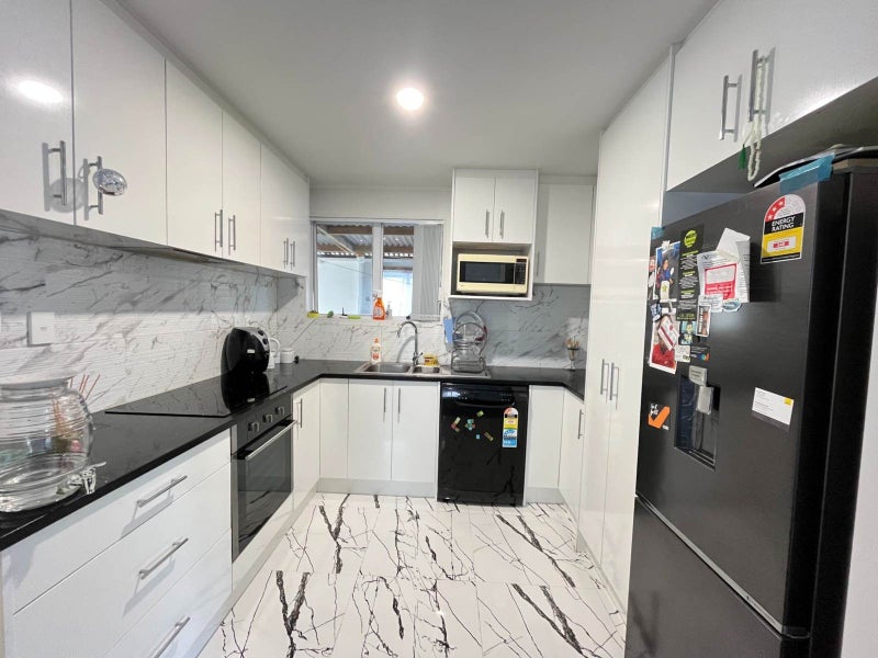 2/66 Palmers Road, Clendon Park, Auckland - Carousel 2