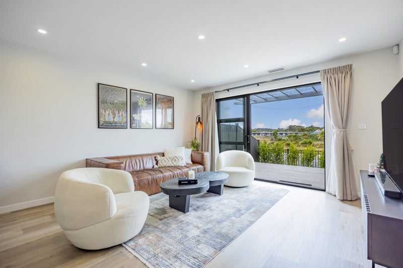 148 Vintry Drive, Kumeu - Carousel 2