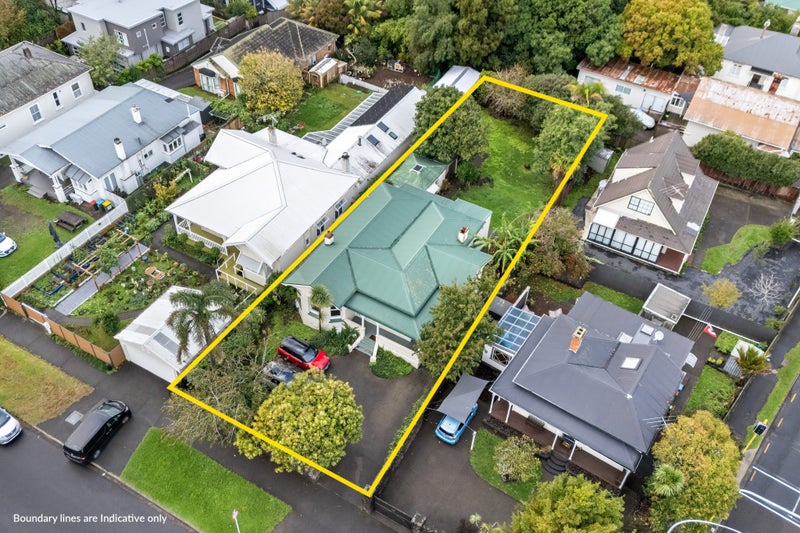 88 Taylors Road, Mount Albert, Auckland - Carousel 1