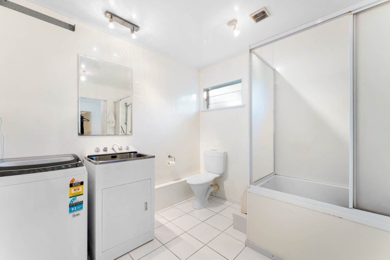 63 Kirby Street, Glendene, Auckland - Carousel 28