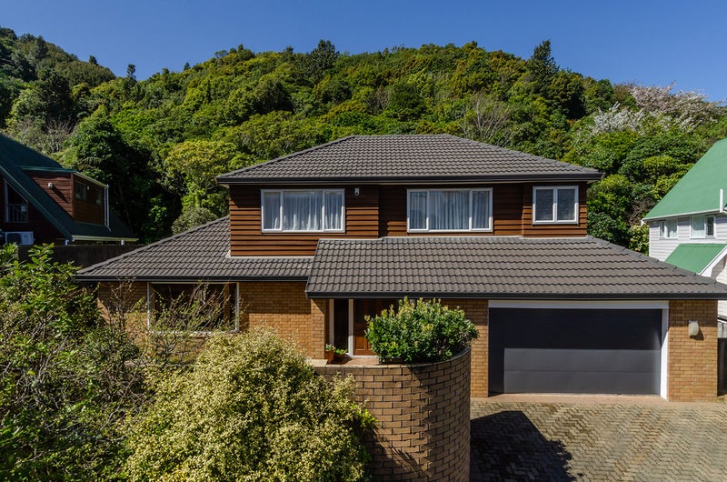 58 Amapur Drive, Khandallah, Wellington - Carousel 2