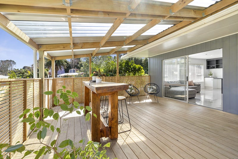 1 Ross Place, Blagdon, New Plymouth - Carousel 2