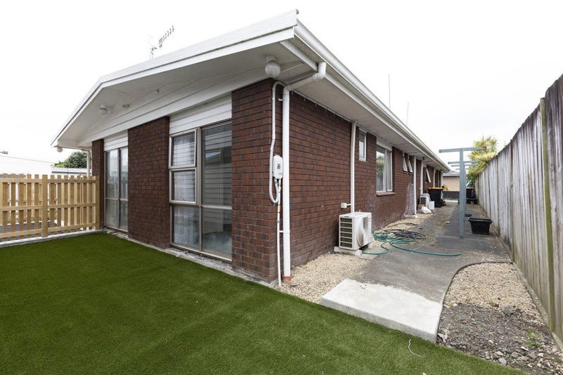 6 Fordyce Court, West End, Palmerston North - Carousel 9