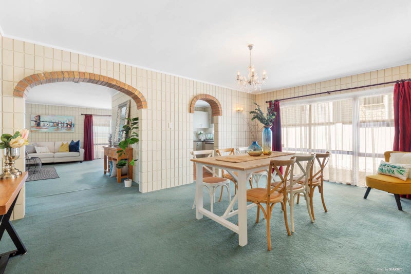 1 Winslow Heights, Pahurehure, Papakura - Carousel 2