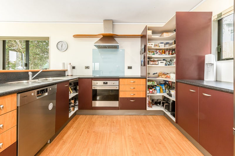 77 John Sims Drive, Broadmeadows, Wellington - Carousel 2