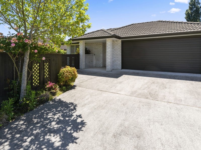 19 Riverholm Drive, Mangakakahi, Rotorua - Carousel 1