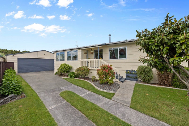5 Avon Close, Richmond Heights, Taupo - Carousel 2