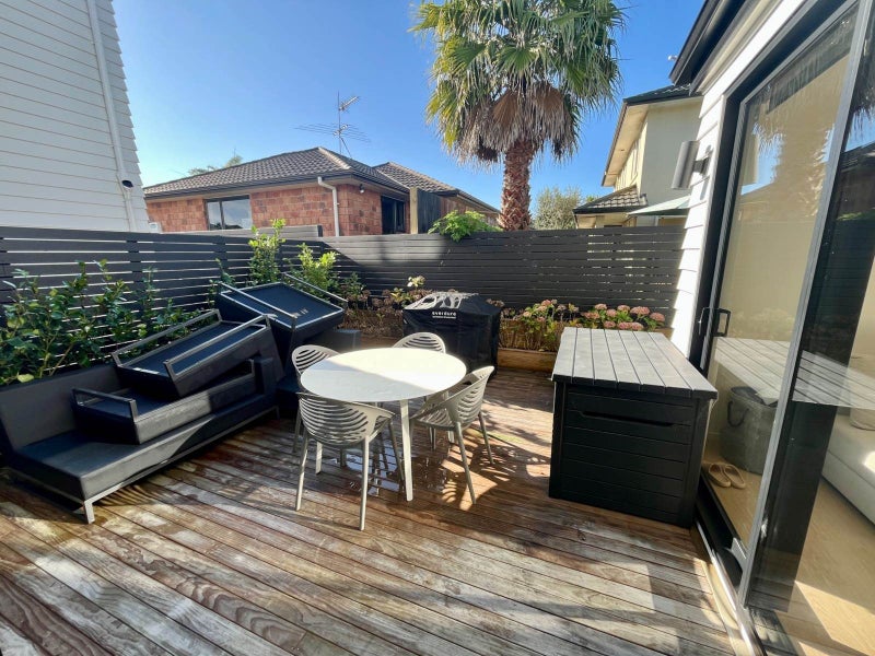 6/5 Lemon Grove Lane, Greenhithe, Auckland - Carousel 17