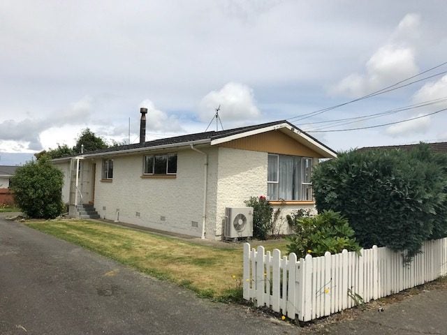 61 Galway Street, Grasmere, Invercargill - Carousel 1