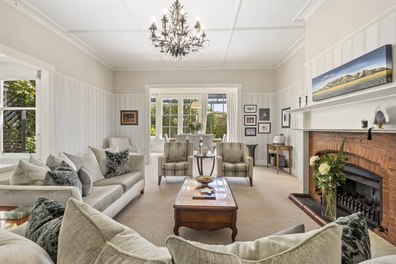 7 Burnham Street, Seatoun, Wellington - Carousel 2