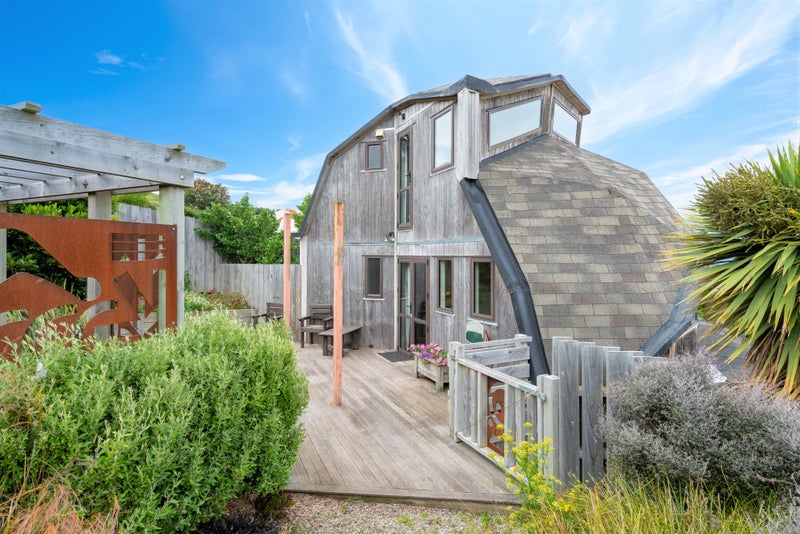 49 Oregon Street, Ocean Grove, Dunedin - Carousel 1