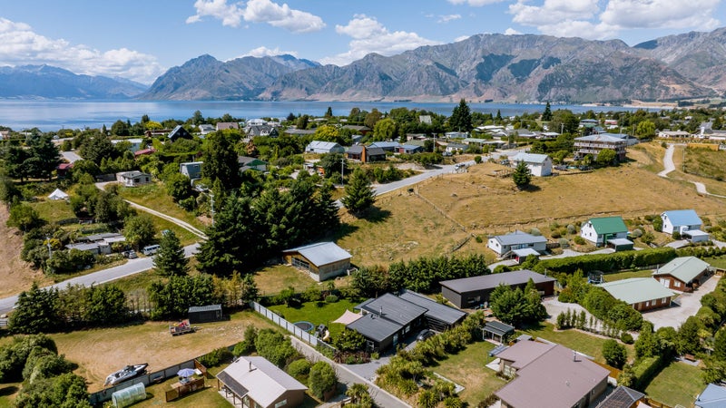 21 Hewson Crescent, Wanaka - Carousel 25