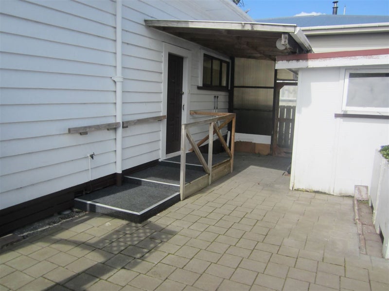 140 Bright Street, Cobden, Greymouth - Carousel 23