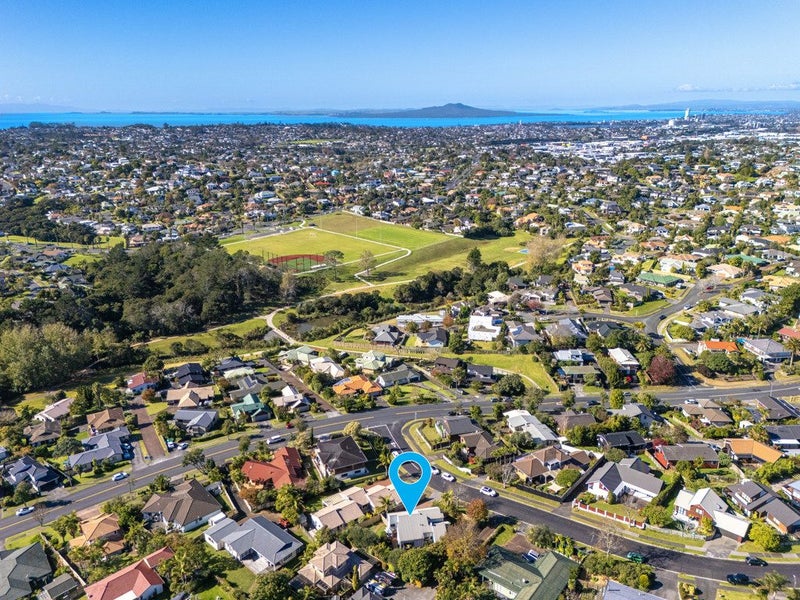 5 Rifleman Rise, Unsworth Heights, Auckland - Carousel 2