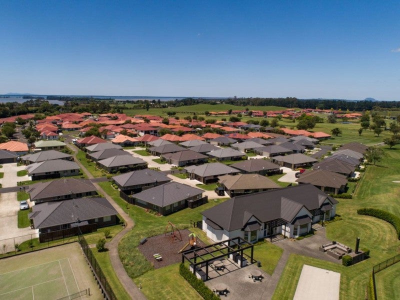 7 Troon Place, Katikati - Carousel 1