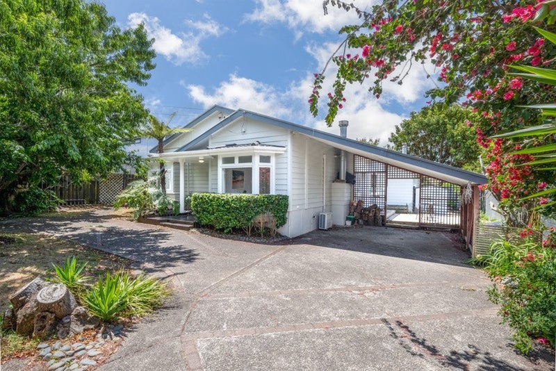 93 Rawhiti Road, One Tree Hill, Auckland - Carousel 1