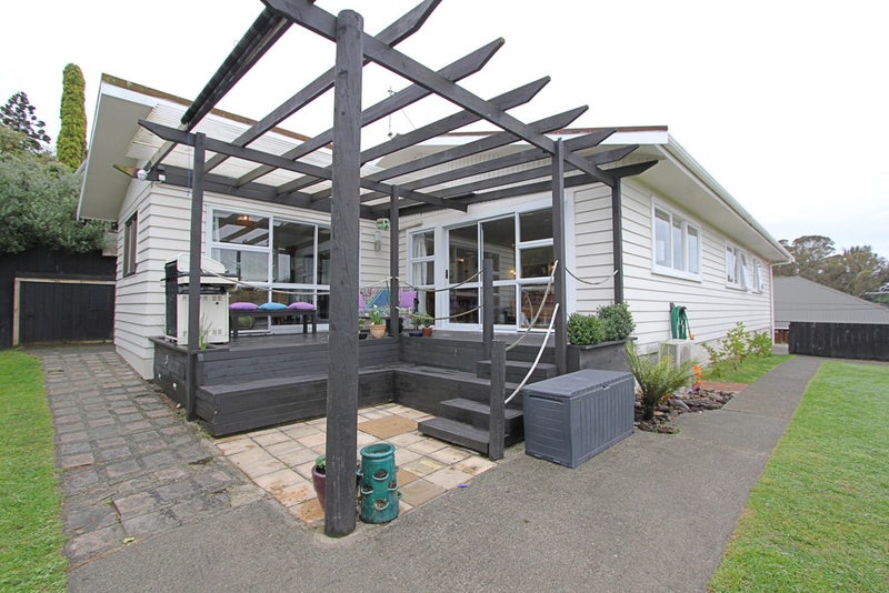 60 Hospital Terrace, Hospital Hill, Napier - Carousel 2