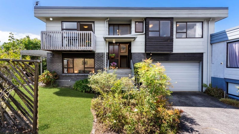 2/9 Ceramco Place, Torbay, Auckland - Carousel 1