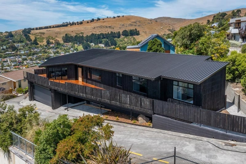 10 Millhill Lane, Huntsbury, Christchurch - Carousel 1