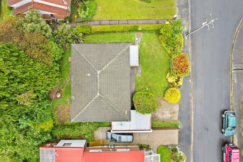 2 Holyrood Avenue, Wakari, Dunedin - Carousel 19
