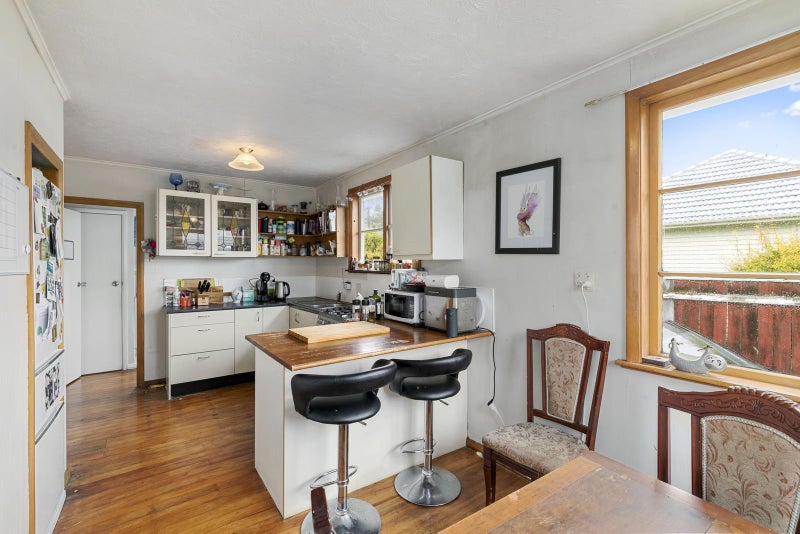 259 Oxford Terrace, Avalon, Lower Hutt - Carousel 2