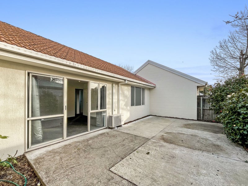 1/2 Broadbent Street, Riccarton, Christchurch - Carousel 12