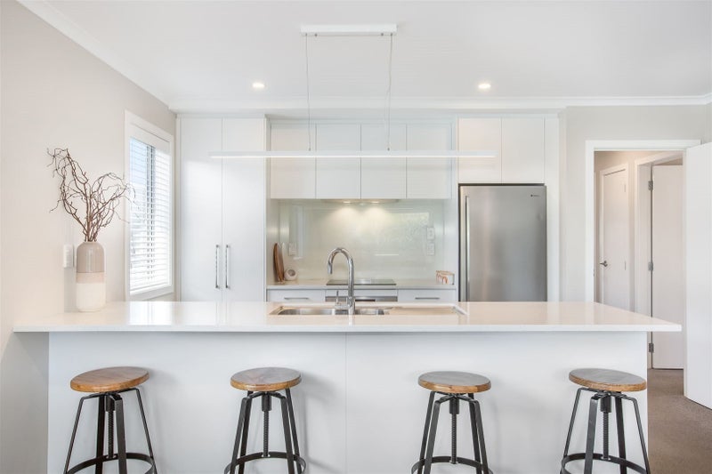 36 Karearea Avenue, Kenepuru, Porirua - Carousel 2