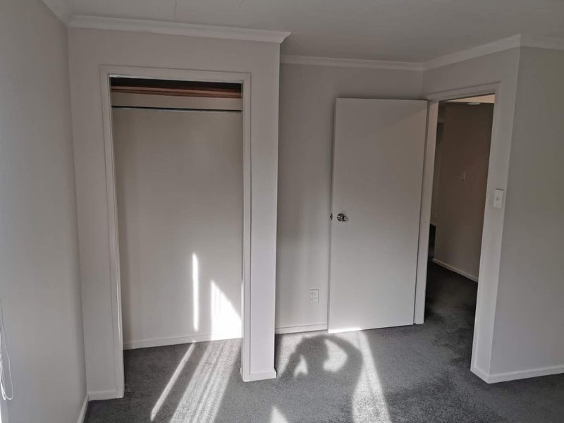 22 Mulberry Street, Maungaraki, Lower Hutt - Carousel 2