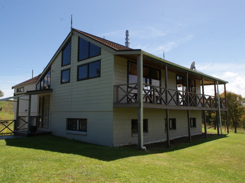 1114 State Highway 4, Manunui, Taumarunui - Carousel 1