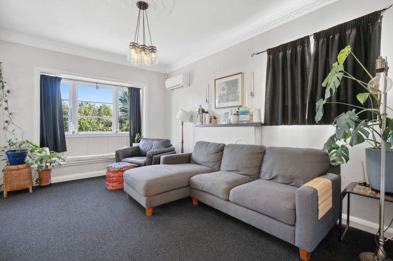 55 Ward Street, Trentham, Upper Hutt - Carousel 2