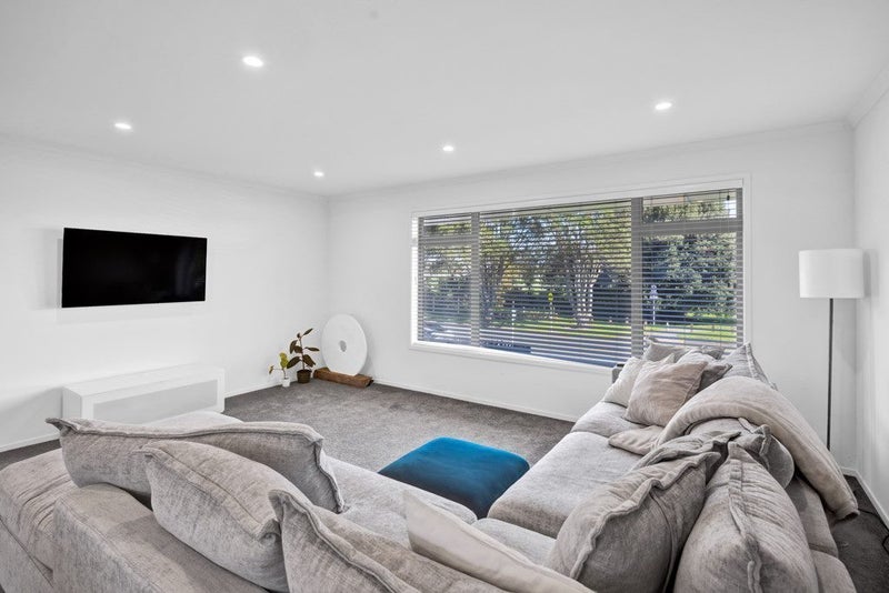 2 Wakefield Street, Welbourn, New Plymouth - Carousel 2