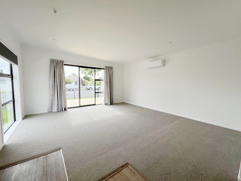 1/1085 Heaphy Terrace, Fairfield, Hamilton - Carousel 2