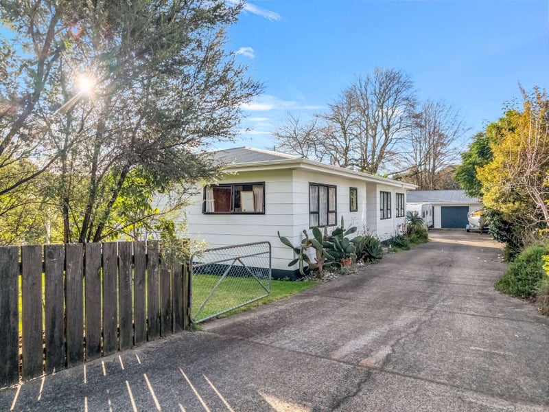 11 Oxford Road, Lake Rotoma - Carousel 2