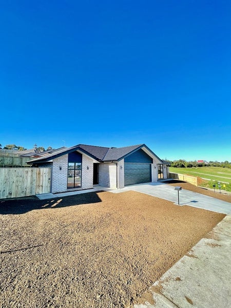 21 Road For Dp 588318 - Carousel 1