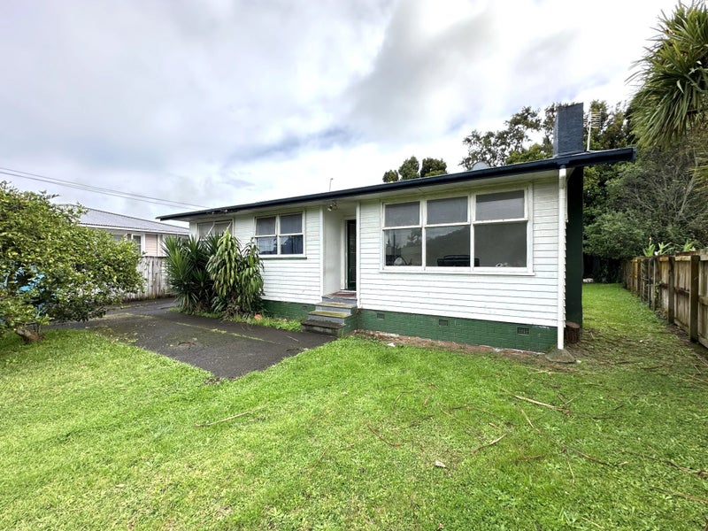 10 Sterling Street, Otara, Auckland - Carousel 1
