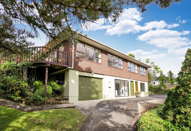 20 Orion Place, Hillcrest, Auckland - Carousel 1