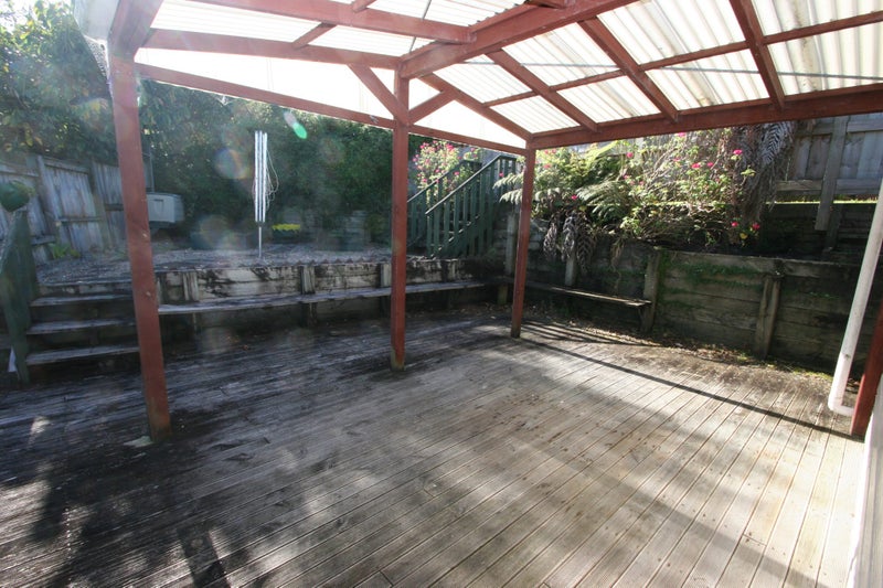 2 Tableau Place, Totara Vale, Auckland - Carousel 2