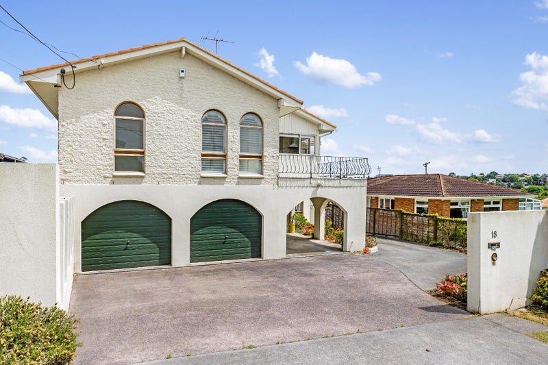 18 Folkestone Street, Murrays Bay, Auckland - Carousel 2