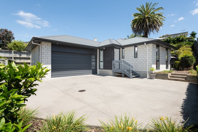 10B Seymour Place, Bellevue, Tauranga - Carousel 1