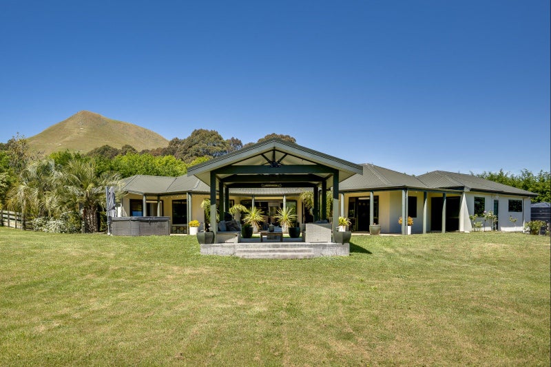100 Cohrs Road, Poukawa, Hastings - Carousel 2