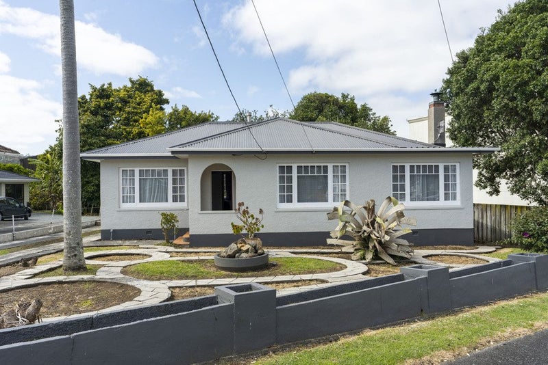 14 Norfolk Street, Regent, Whangarei - Carousel 1