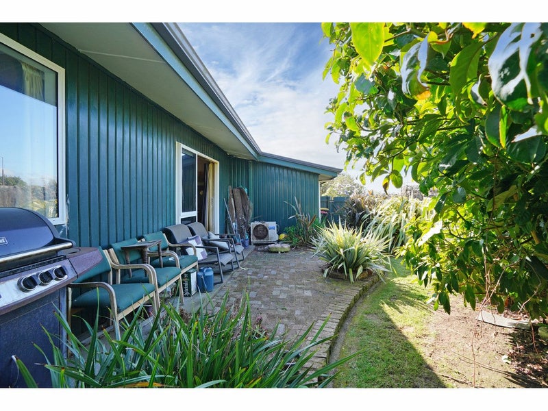 19 Pine Crescent, Hargest, Invercargill - Carousel 2