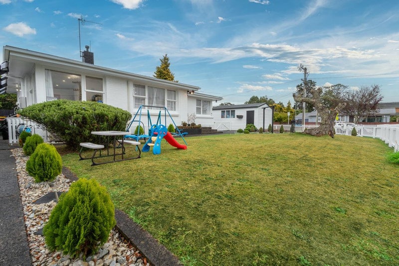 78 Bruce Avenue, Glenview, Hamilton - Carousel 2