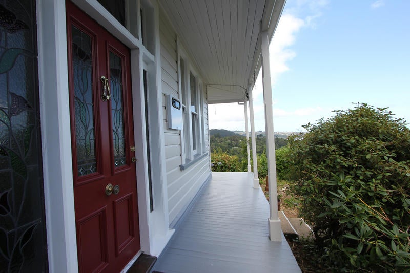 4 Clifford Street, Dalmore, Dunedin - Carousel 2