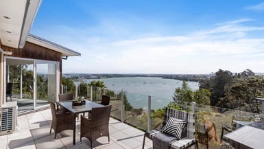 13 Austin Road, Greenhithe, Auckland - Carousel 1