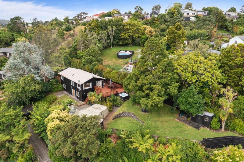 47 Waitakere Road, Waitakere, Auckland - Carousel 27